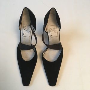 TOUCH OF NINA SUEDE SHOES